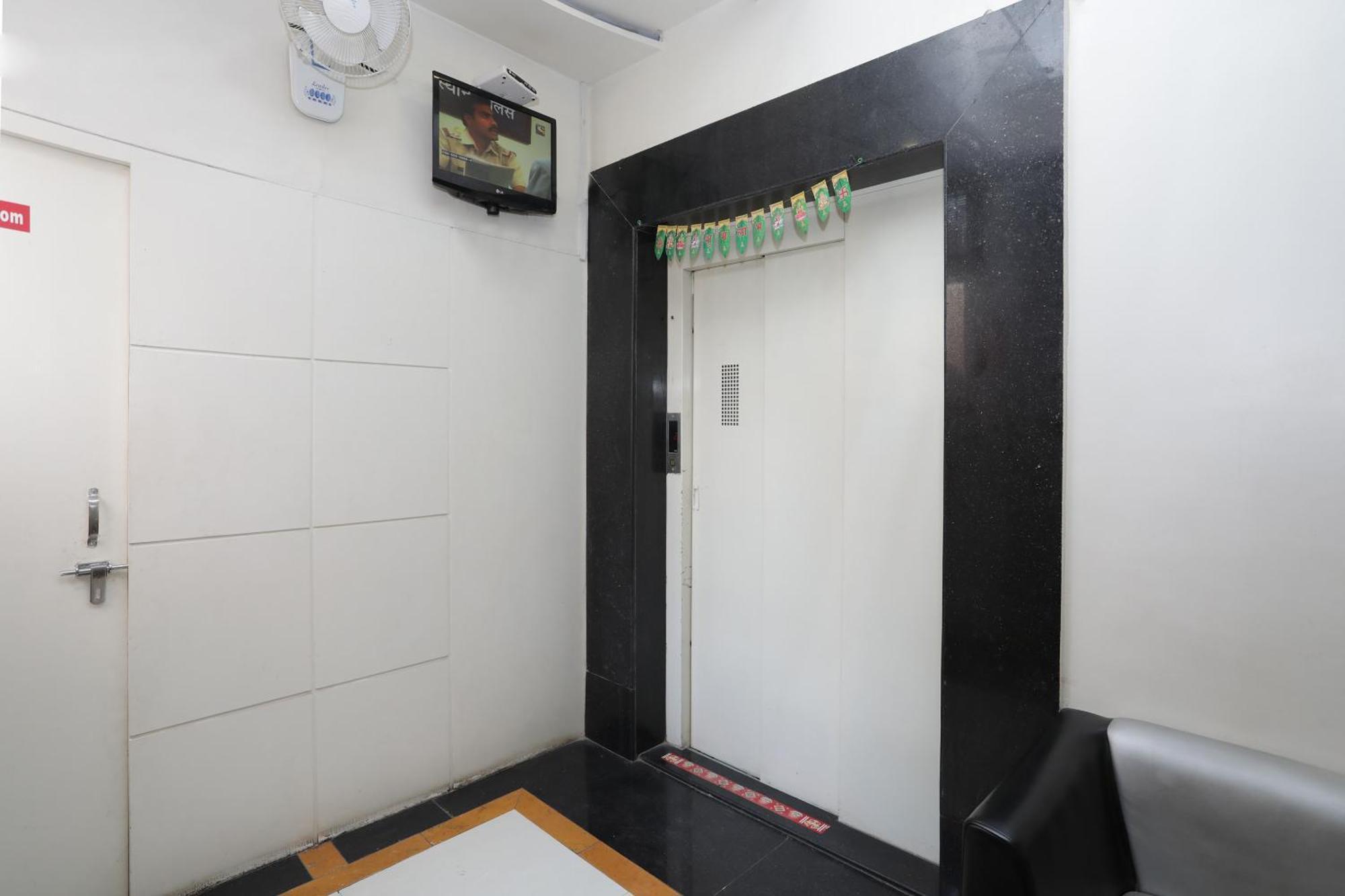 Hotel O Everest Inn Hotel Pune Exterior photo