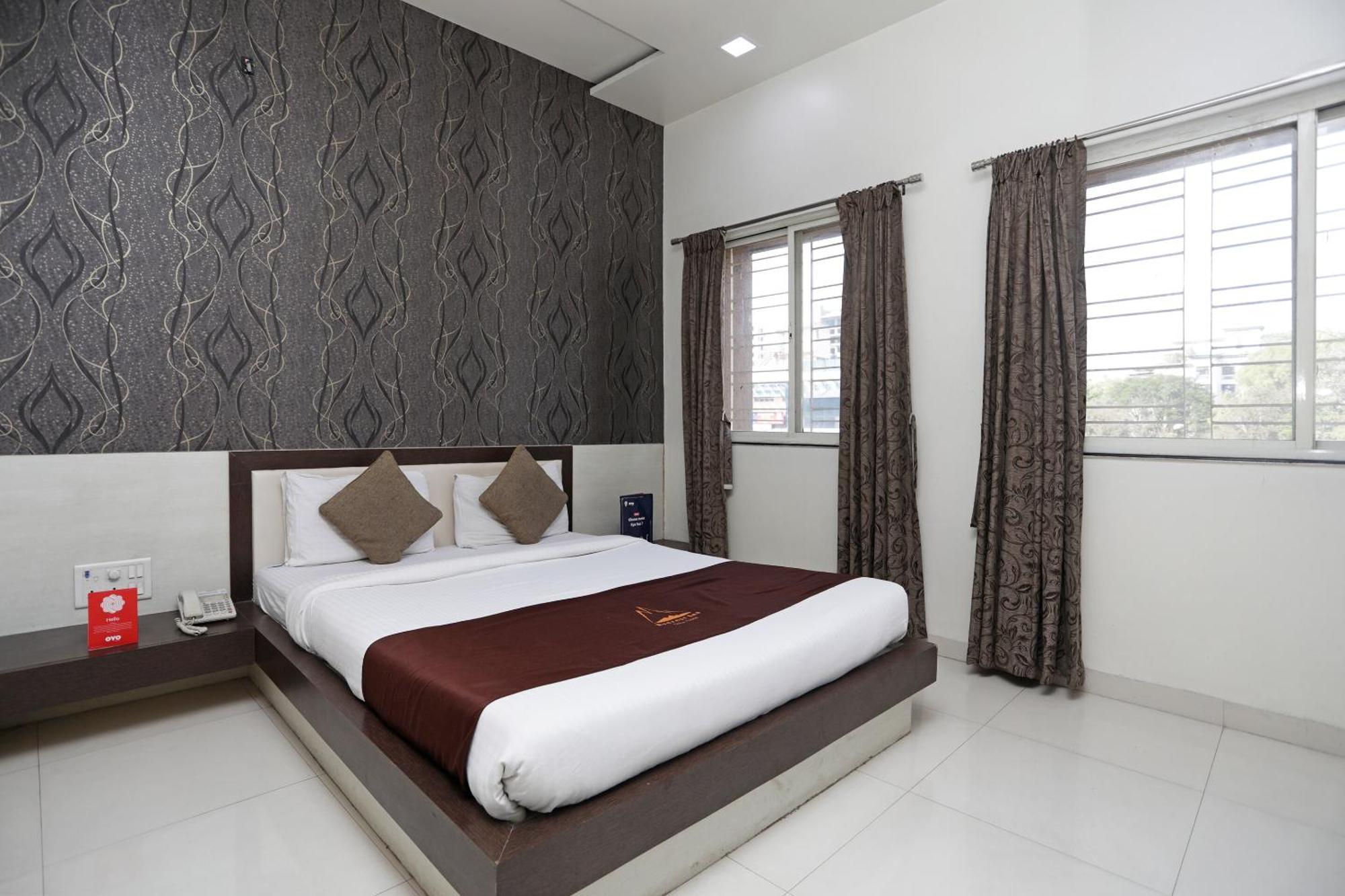 Hotel O Everest Inn Hotel Pune Exterior photo